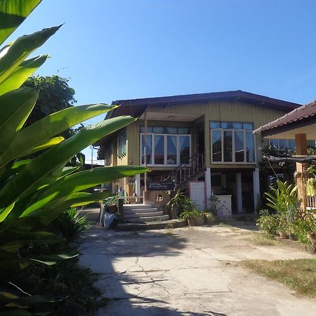 Nankamnung Homestay Extérieur photo